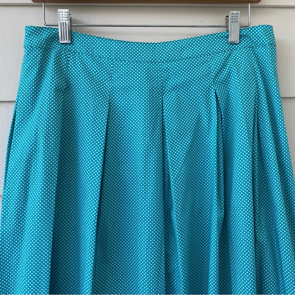 TALBOTS • NWT Turquoise and White Polka Dot A Line Pleated Skirt size 8P - Picture 3 of 16